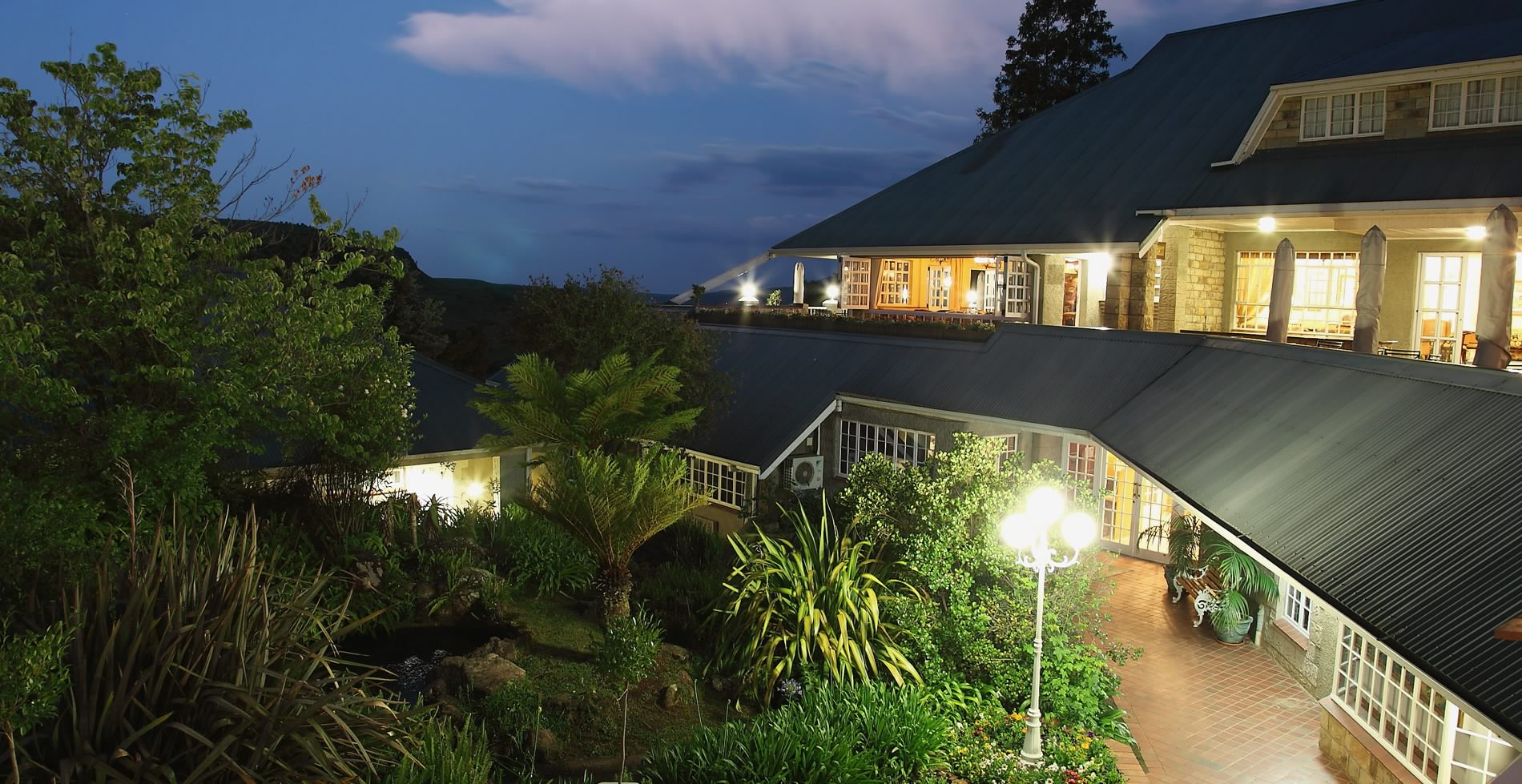 Cathedral Peak Hotel 6