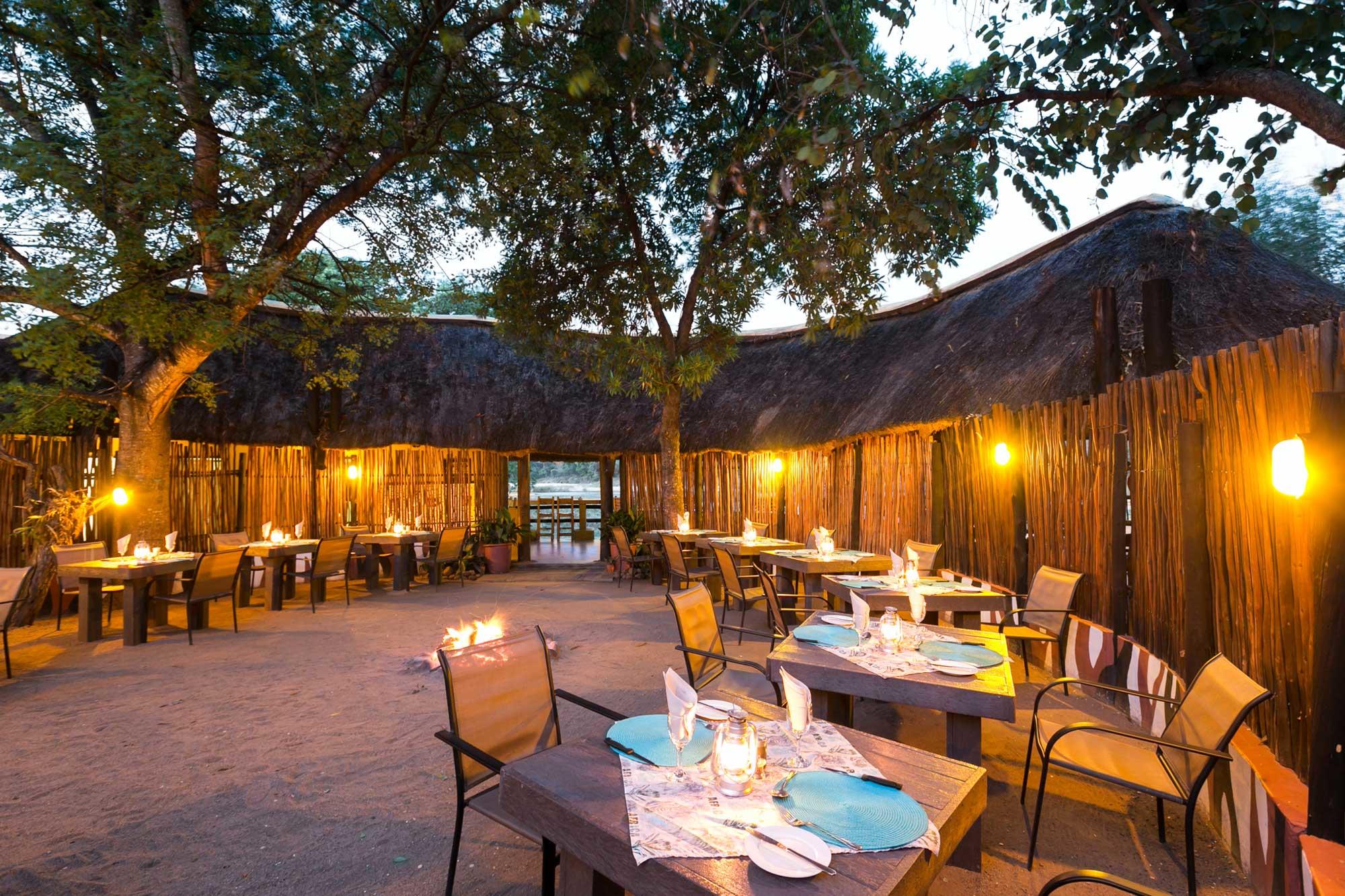 Umkumbe Safari Lodge Riverside 8