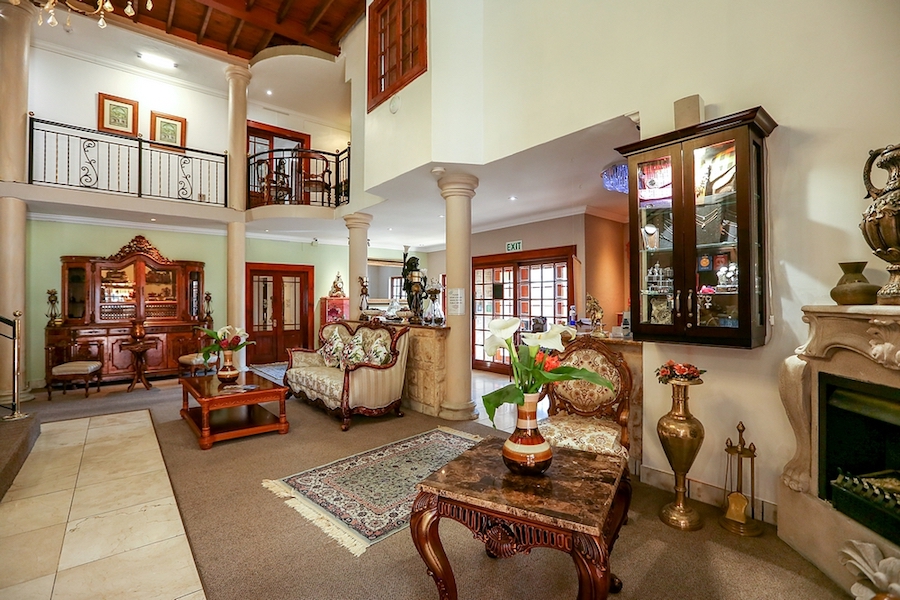 Misty Waves Boutique Hotel 3