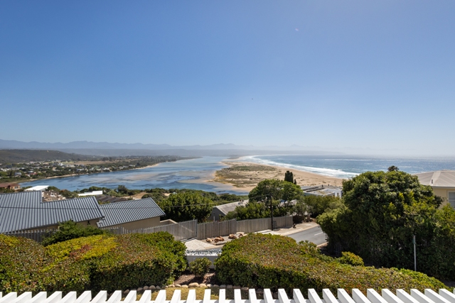Longhope in Plett 5