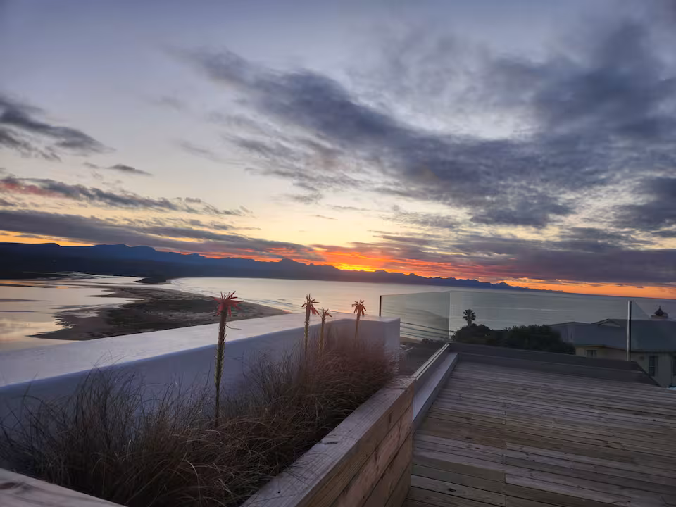 Longhope in Plett 7