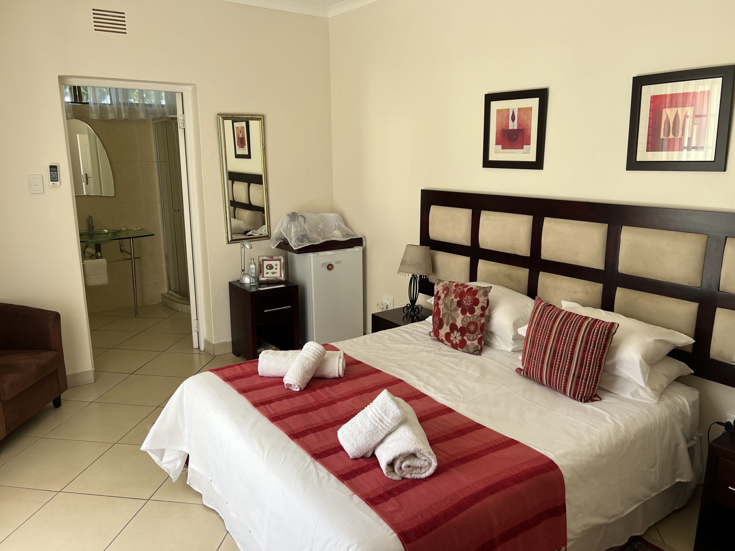 Whalesong Guest House 3