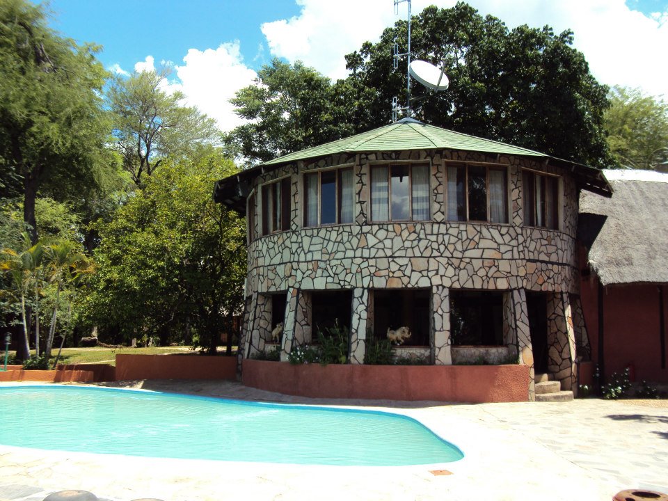 Gwabi River Lodge