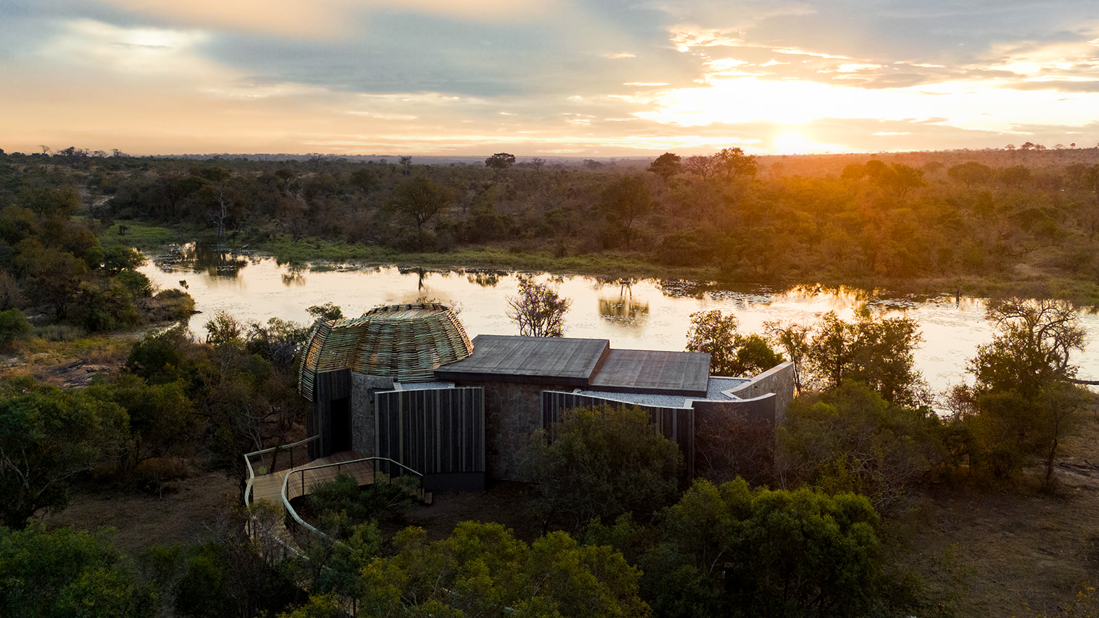 Sabi Sabi Shisaka Camp
