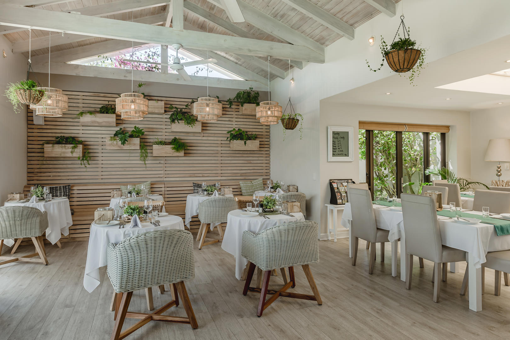 Cottage Pie Villa by the Robberg Beach Lodge 4
