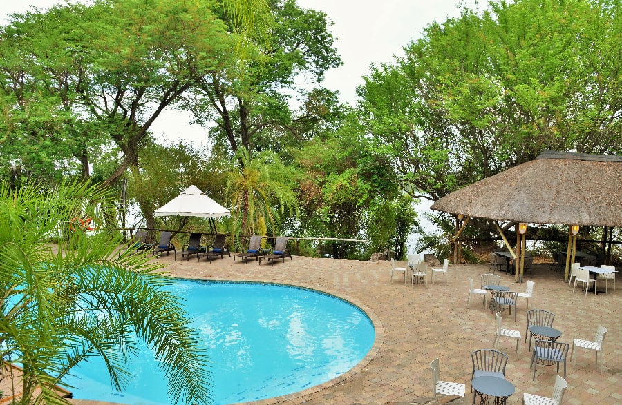 Cresta Mowana Safari Resort & Spa