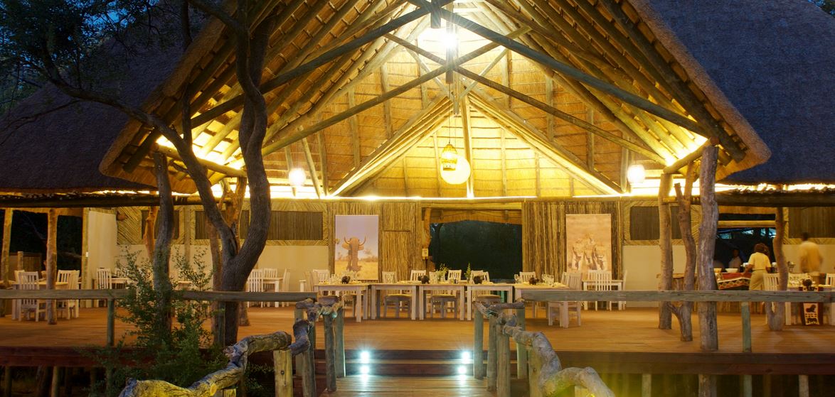 Gomoti River Lodge