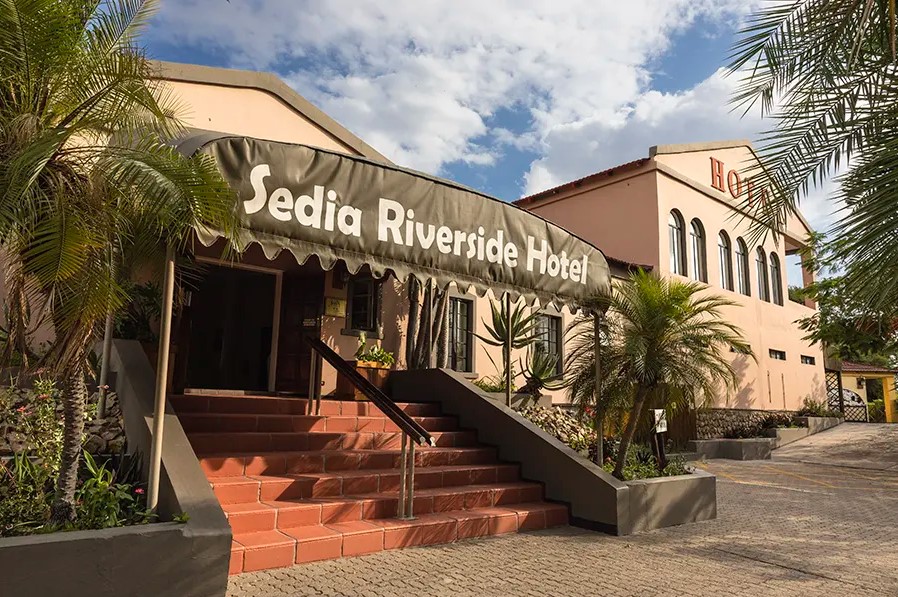 Sedia Riverside Hotel