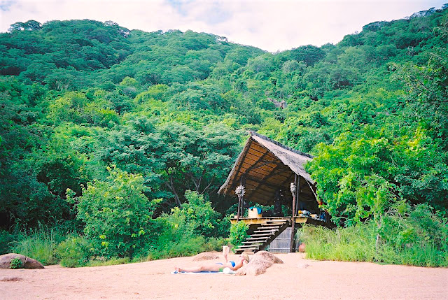 Domwe Island