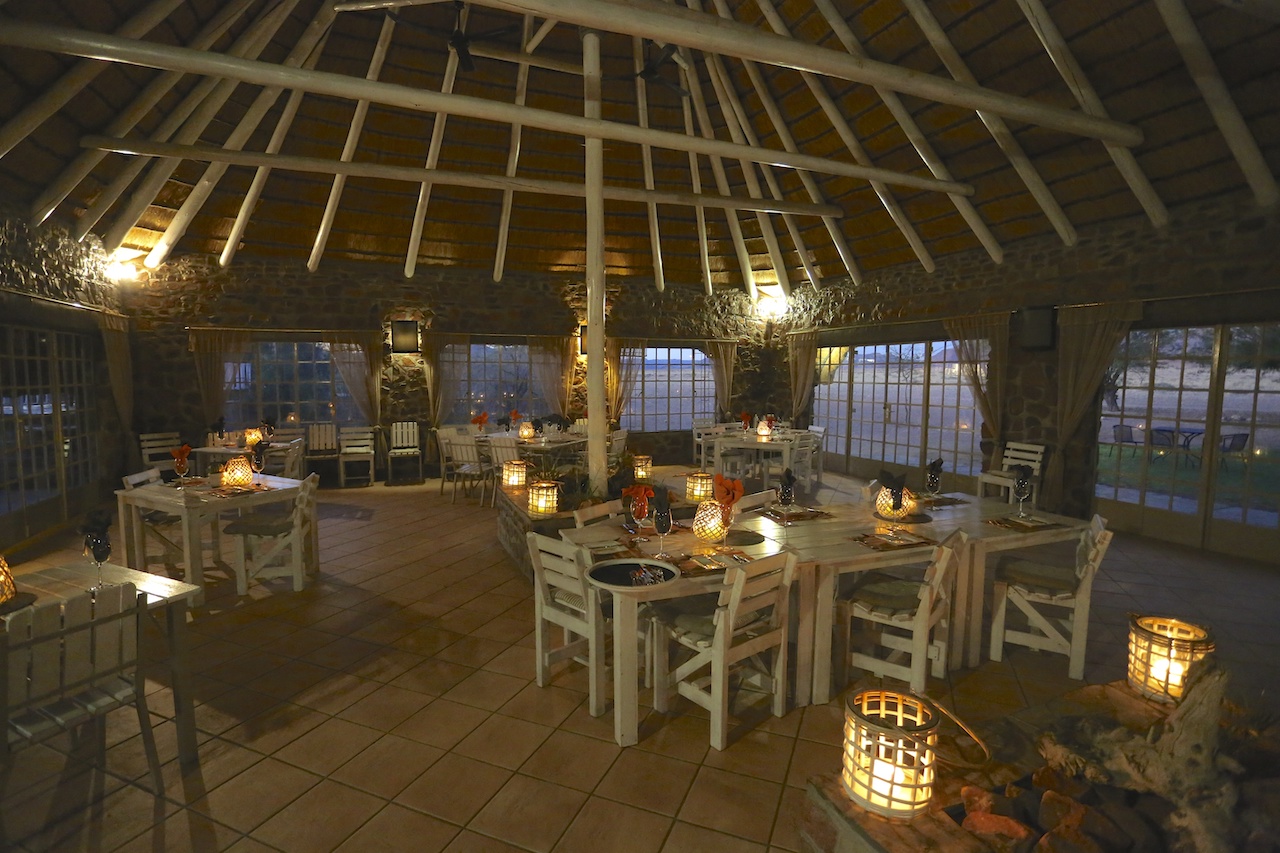 The Elegant Desert Lodge 3