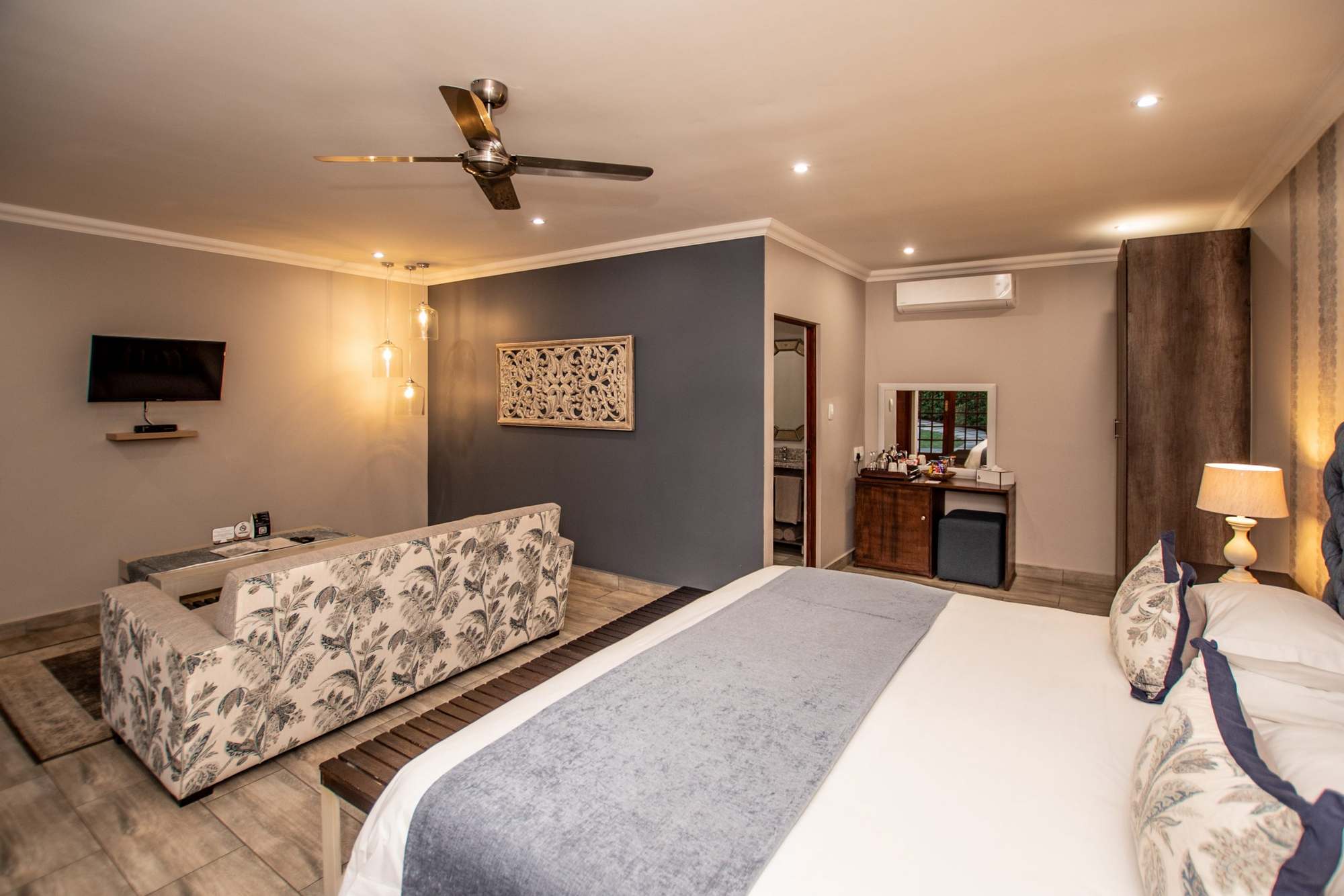Nut Grove Boutique Hotel 9