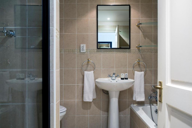 The Stellenbosch Hotel 6