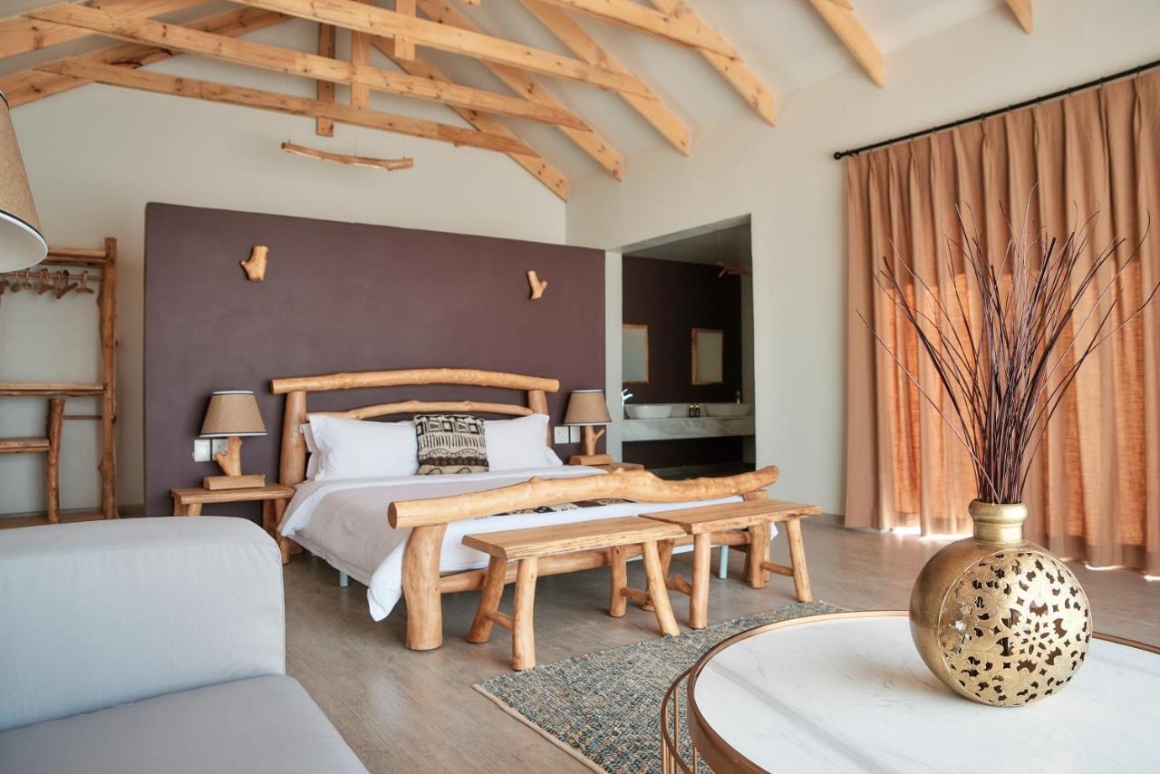 Agama Lodge 2