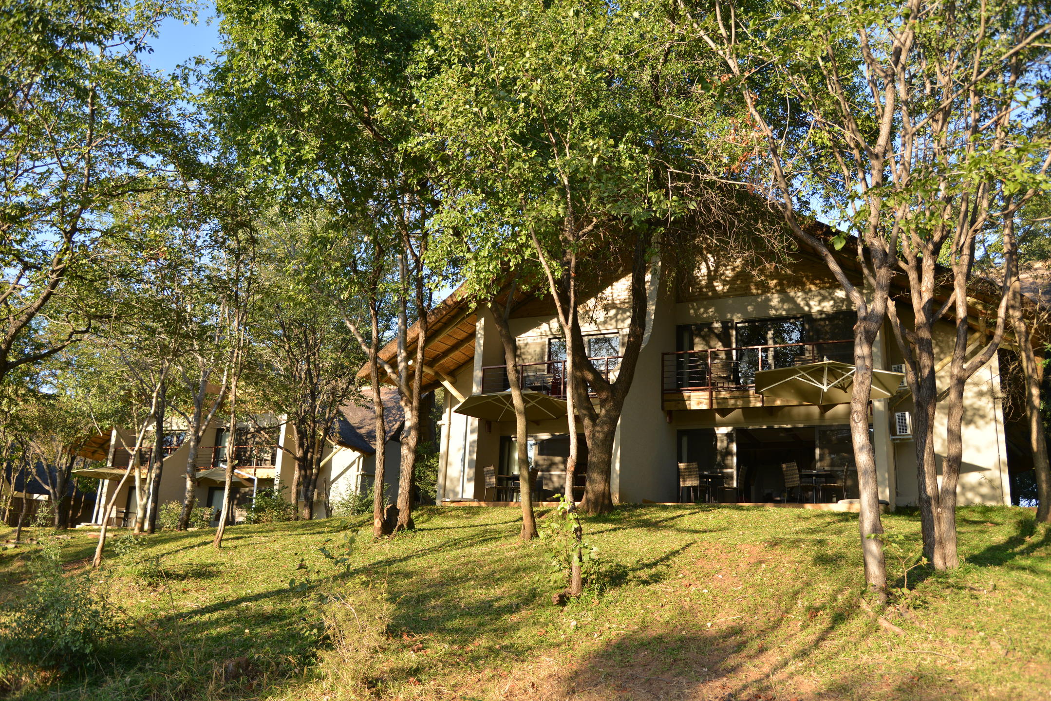 Victoria Falls Safari Suites