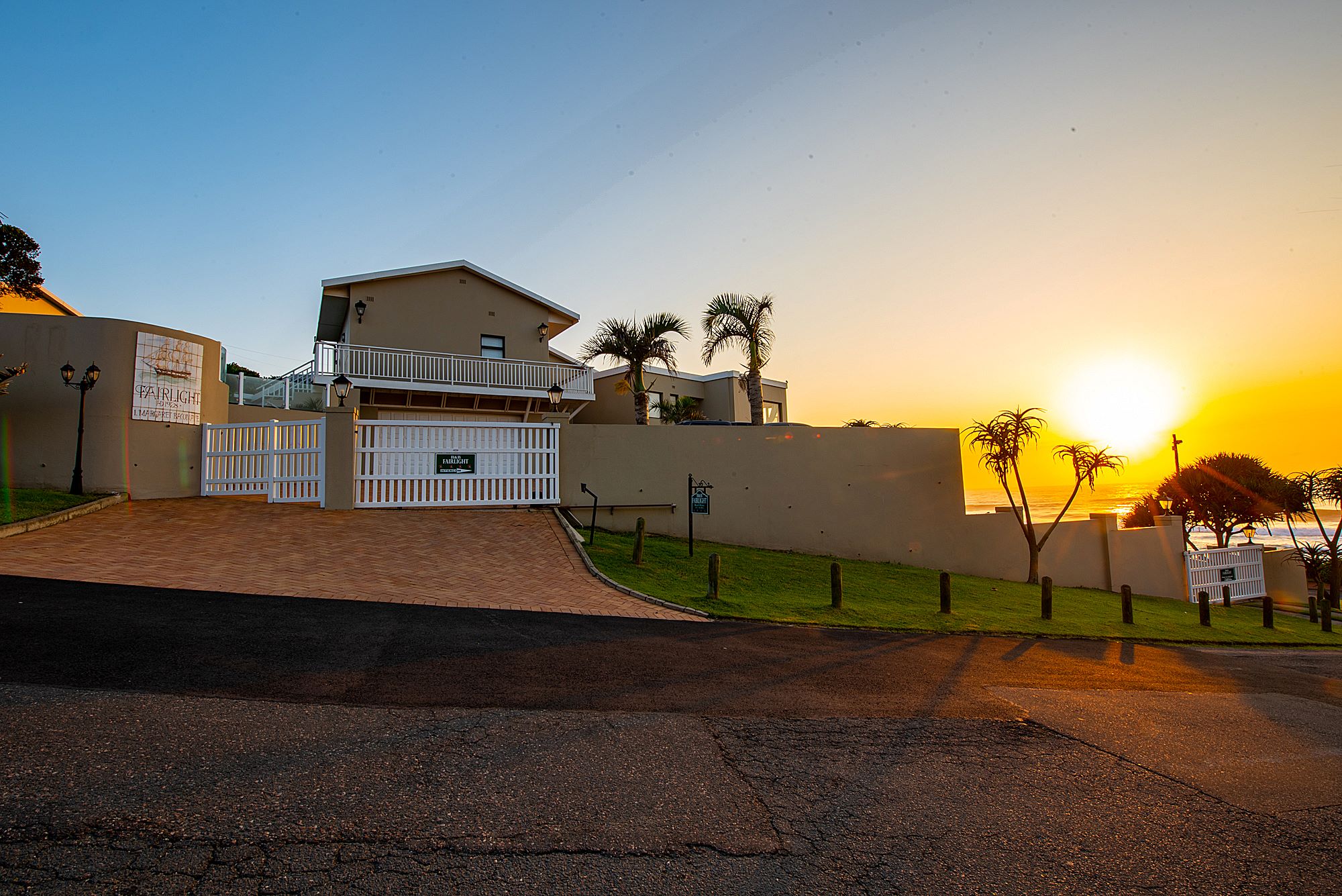Fairlight Beach House 2