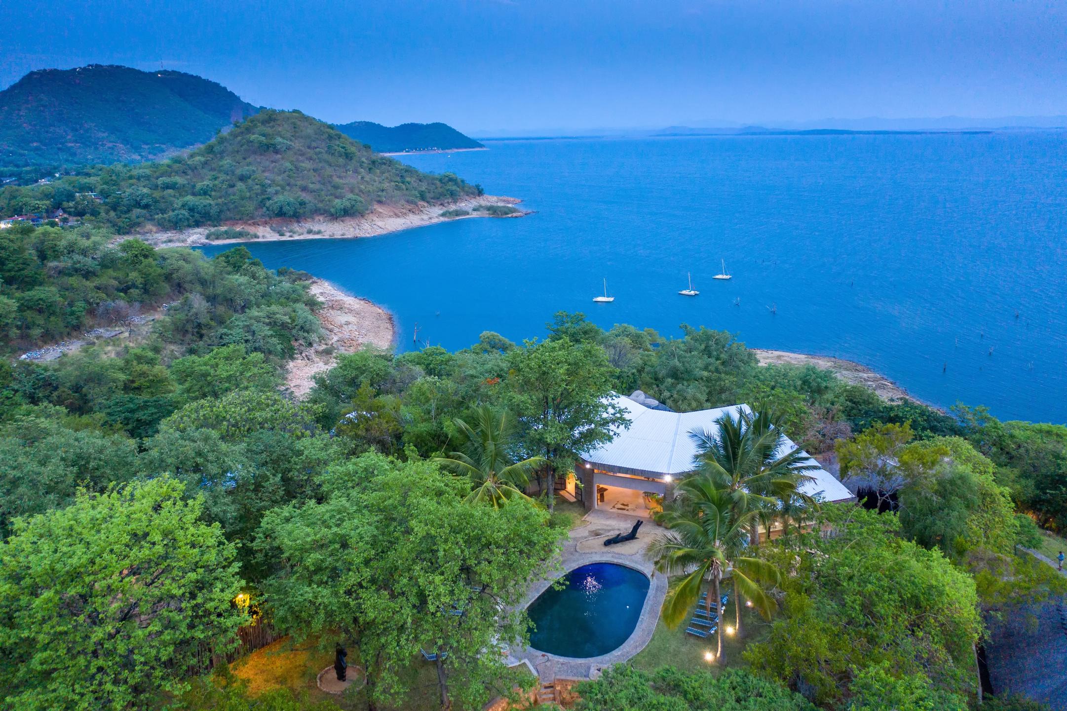 Kariba Safari Lodge