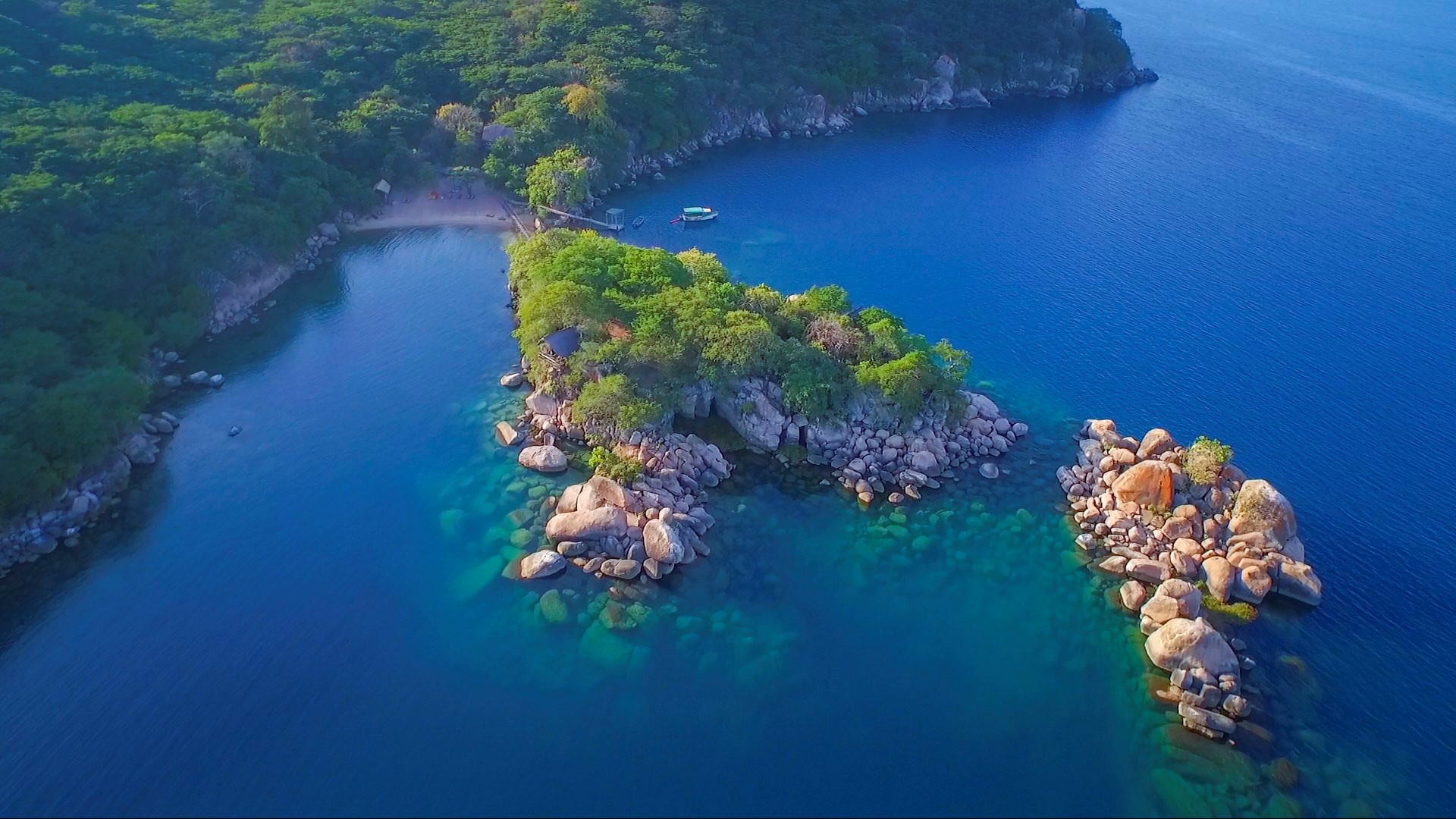 Mumbo Island Camp