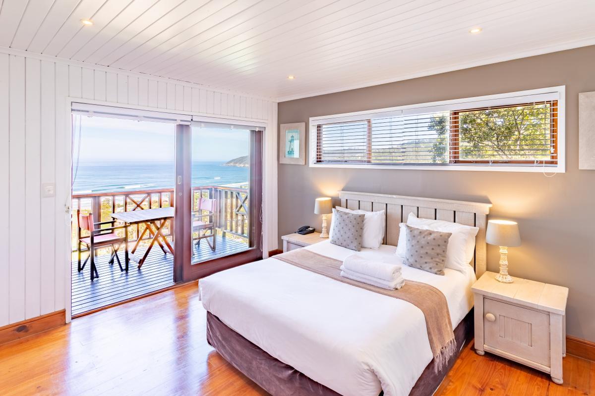 Boardwalk Lodge 6