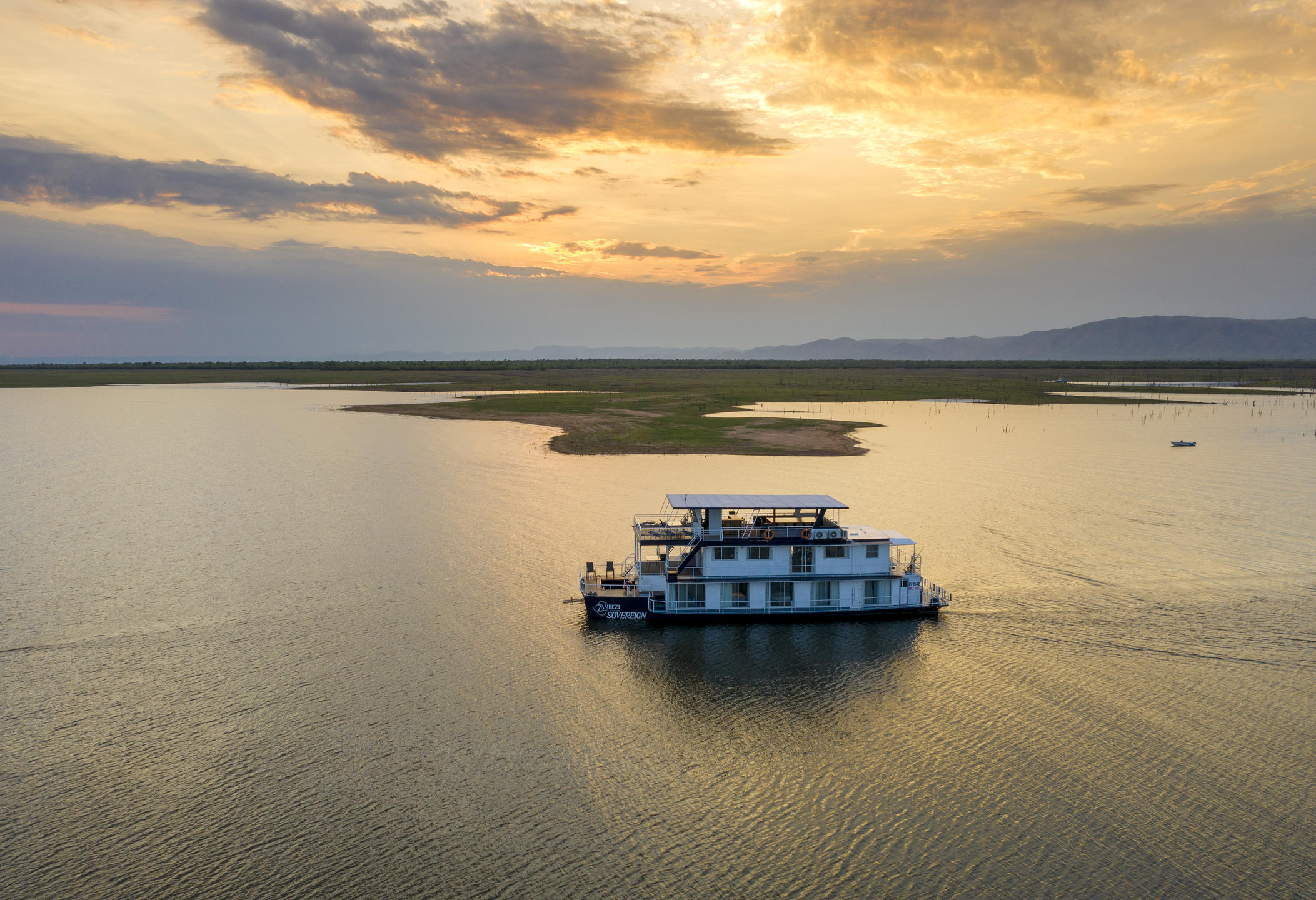 Sovereign Houseboat
