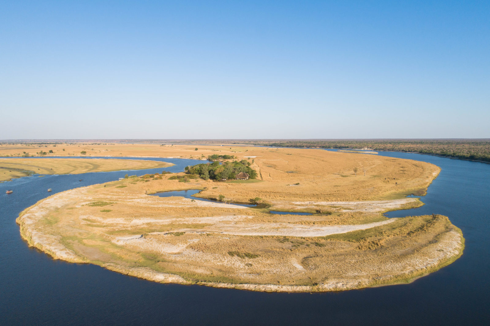 Chobe Savanna Lodge