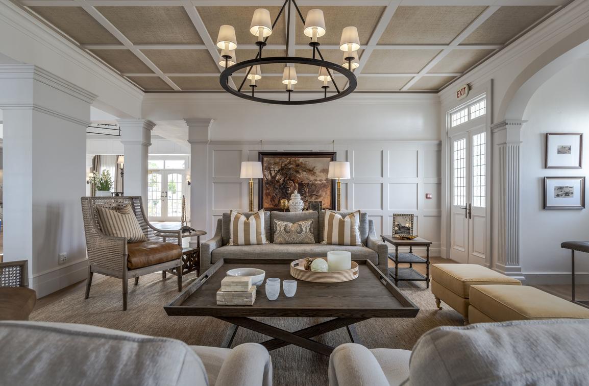 Long Lee Manor 6