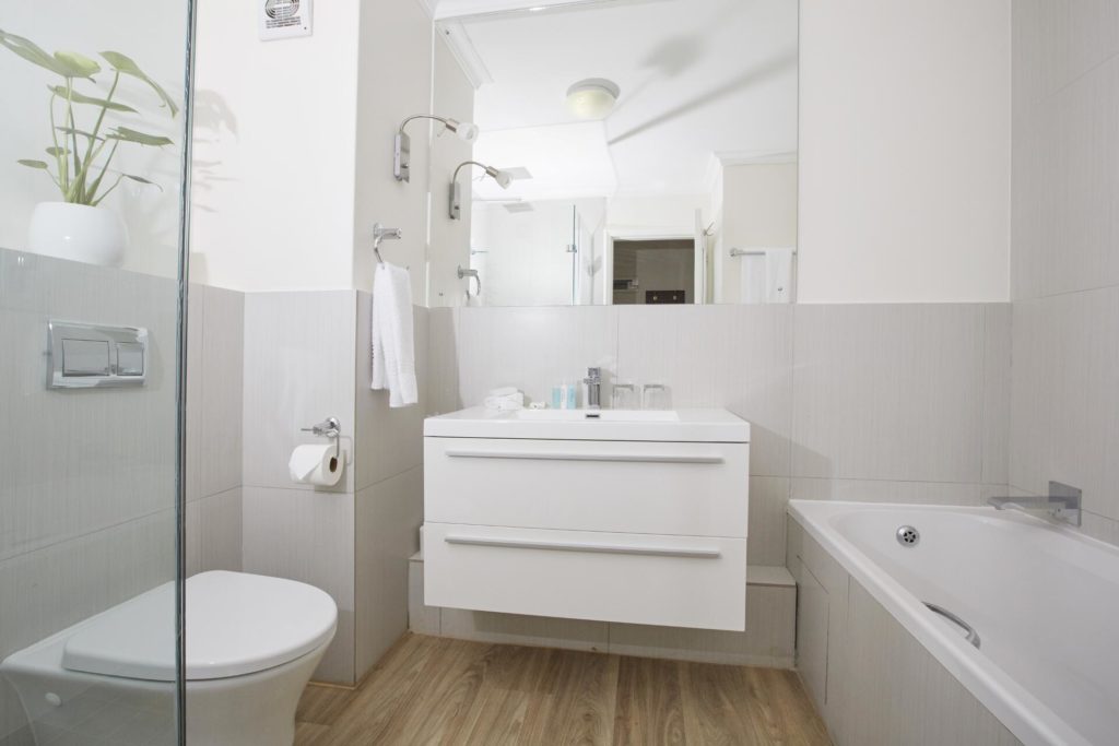 The Bantry Bay Suite Hotel 4