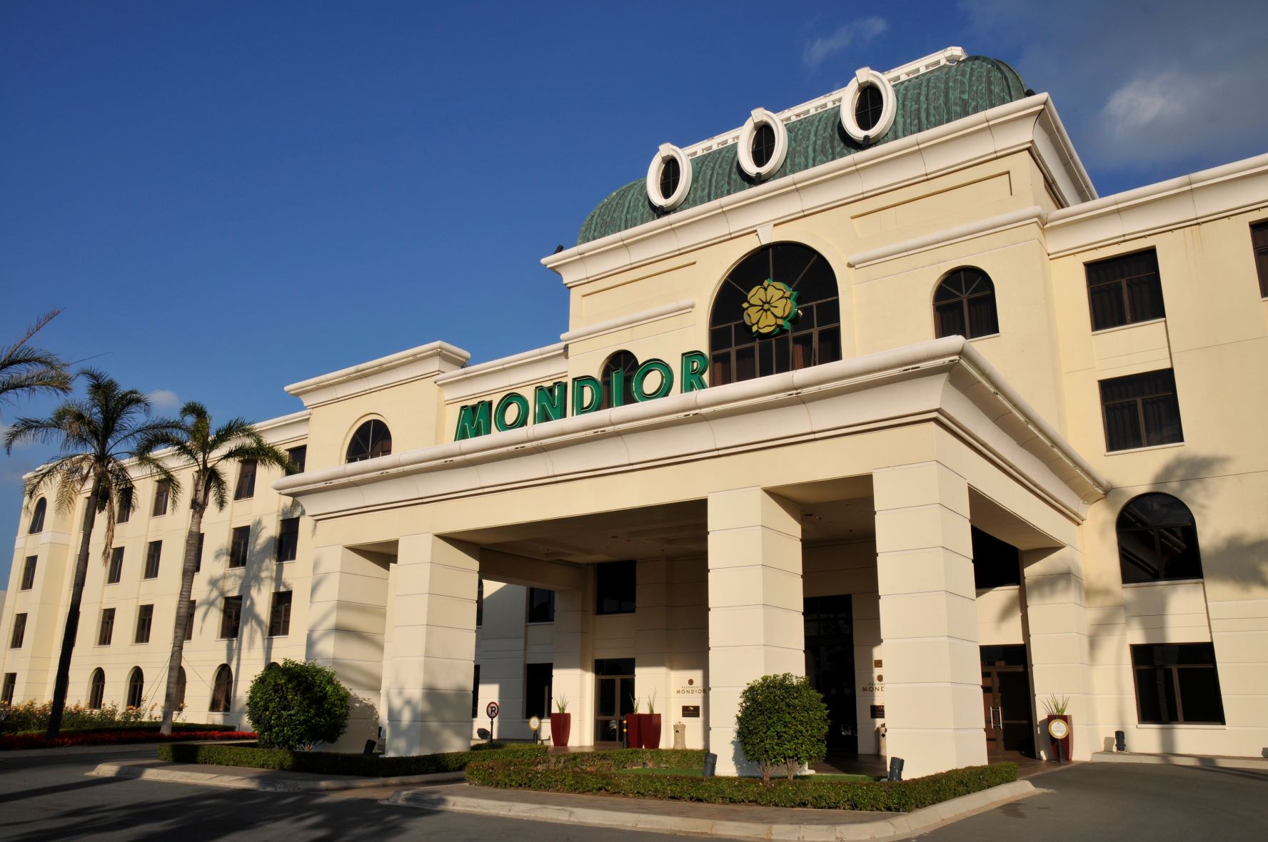 Peermont Mondior Hotel at Emperors Palace 6