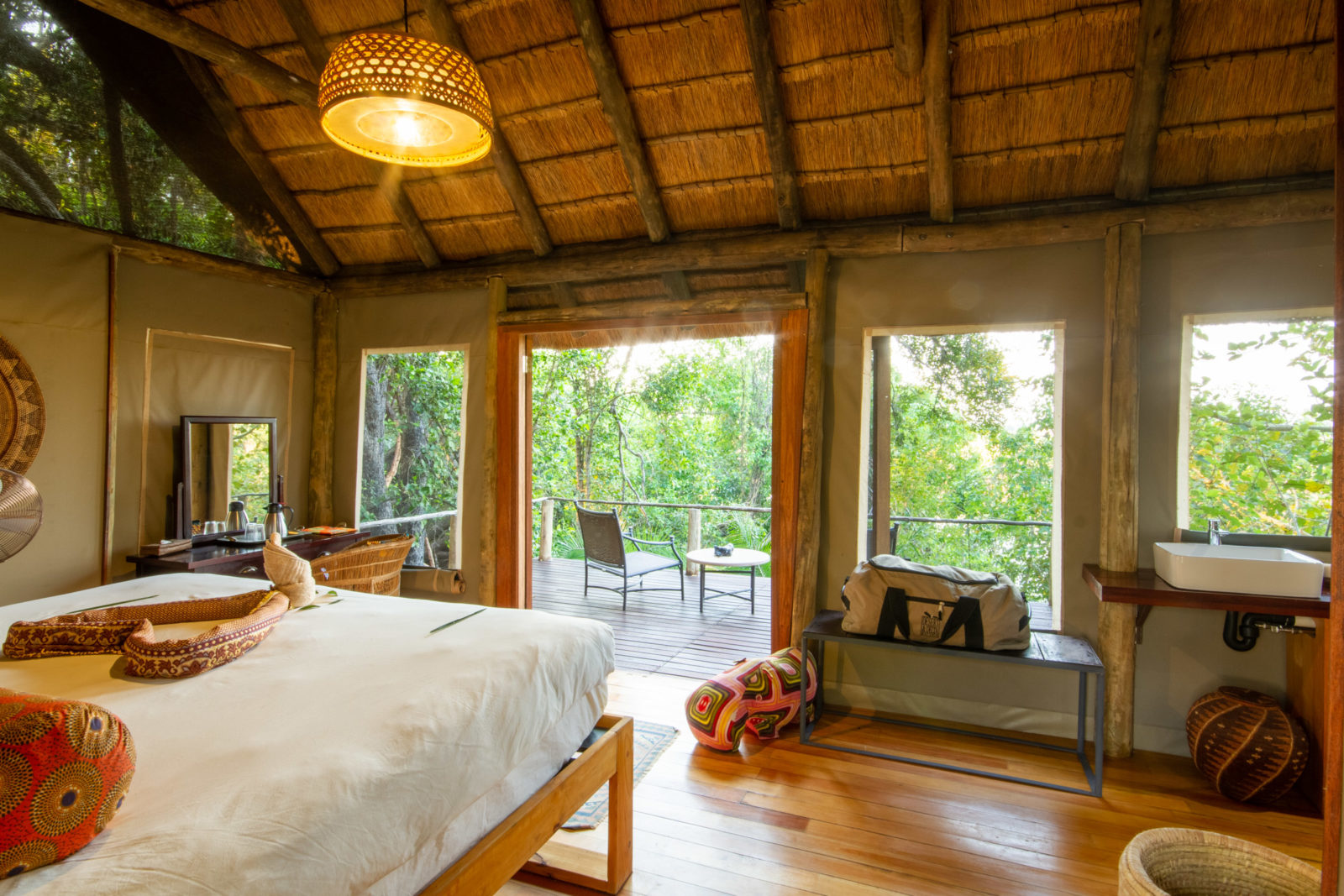 Nxamaseri Island lodge