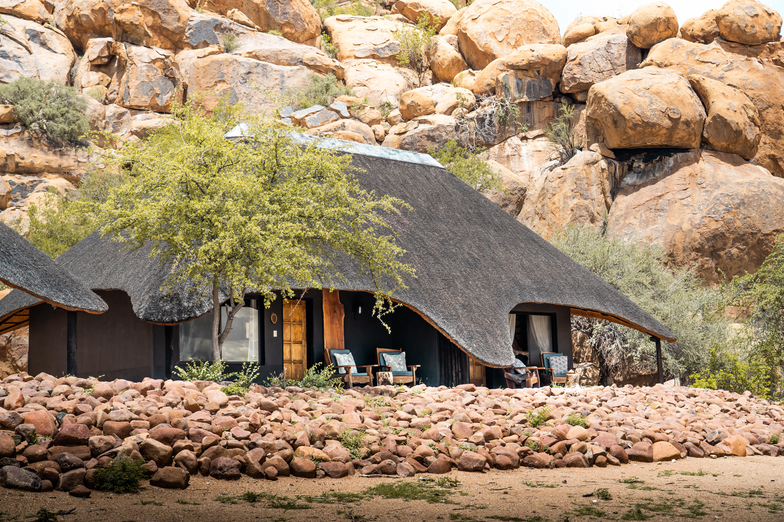 Ai Aiba - The Rockpainting Lodge 8