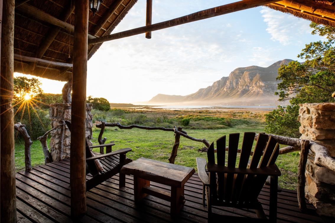 Mosaic Lagoon Lodge 2