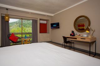 26  South Hotel thumbnail 2