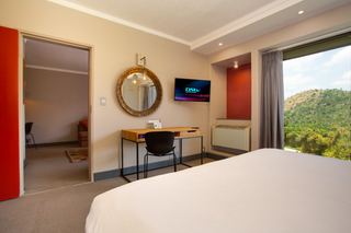 26  South Hotel thumbnail 1